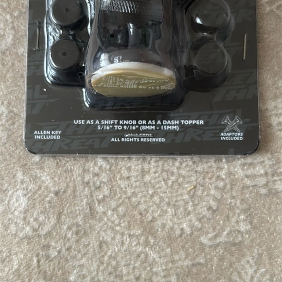 Brand New Silver Skull Skeleton Novelty Shift Knob or Dash Topper Hand-Painted - Picture 12 of 13